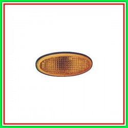 Fanale Laterale Destro-Sinistro Arancio Con Porta Lampada Nissan Micra K11-(Anno 2000-2002)